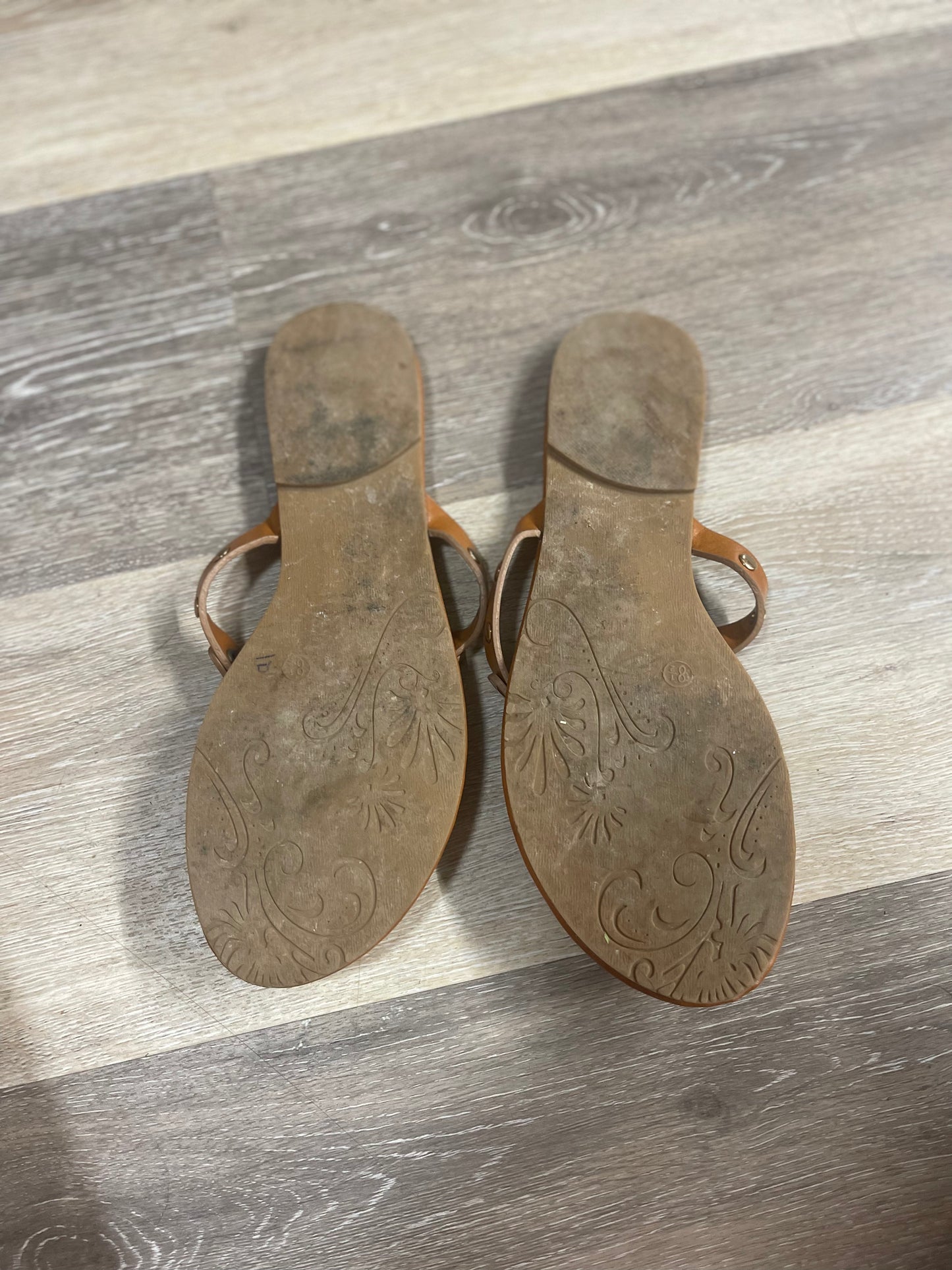 8.5 Sandals