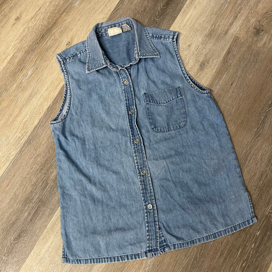 Women’s Sleeveless Vintage Denim Shirt