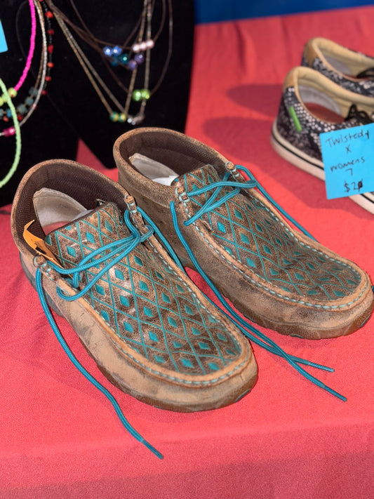 Size 7 Women's Twisted X Turquoise Diamond